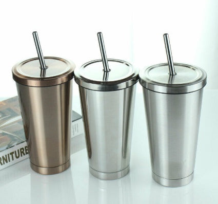 Gobelet en inox 500 ml avec couvercle et paille - Moderne et pratique