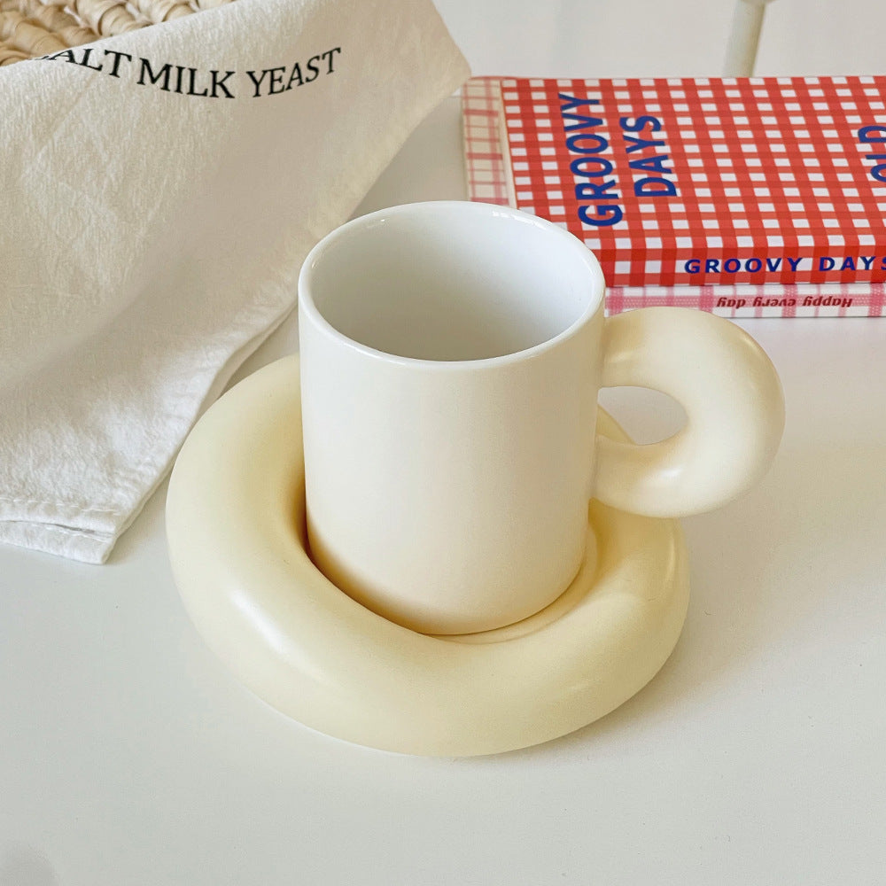 Set tasse et soucoupe en céramique - Design minimaliste