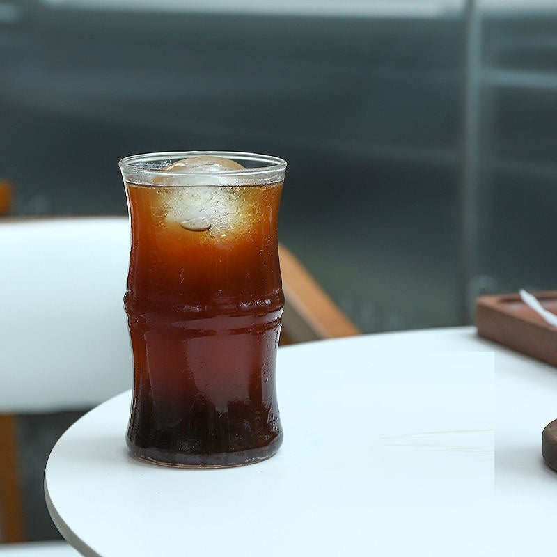 Verre cylindrique transparent - Design minimaliste et élégant